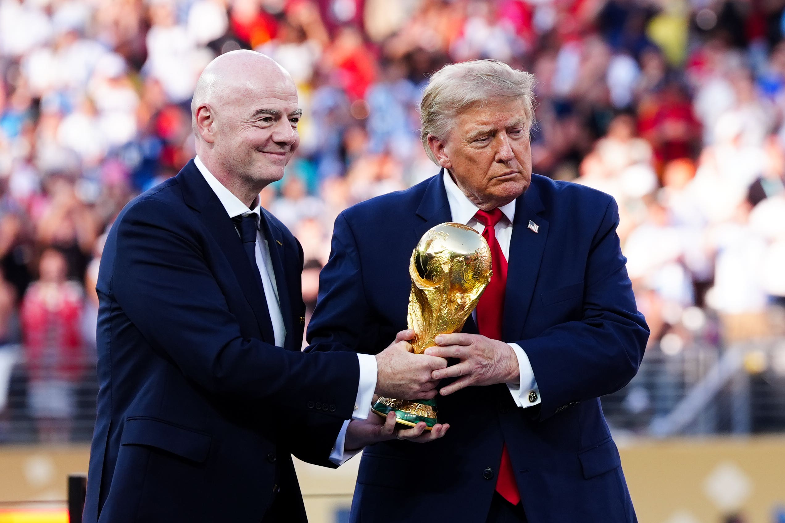 Gianni Infantino y Donald Trump presentan el Mundial