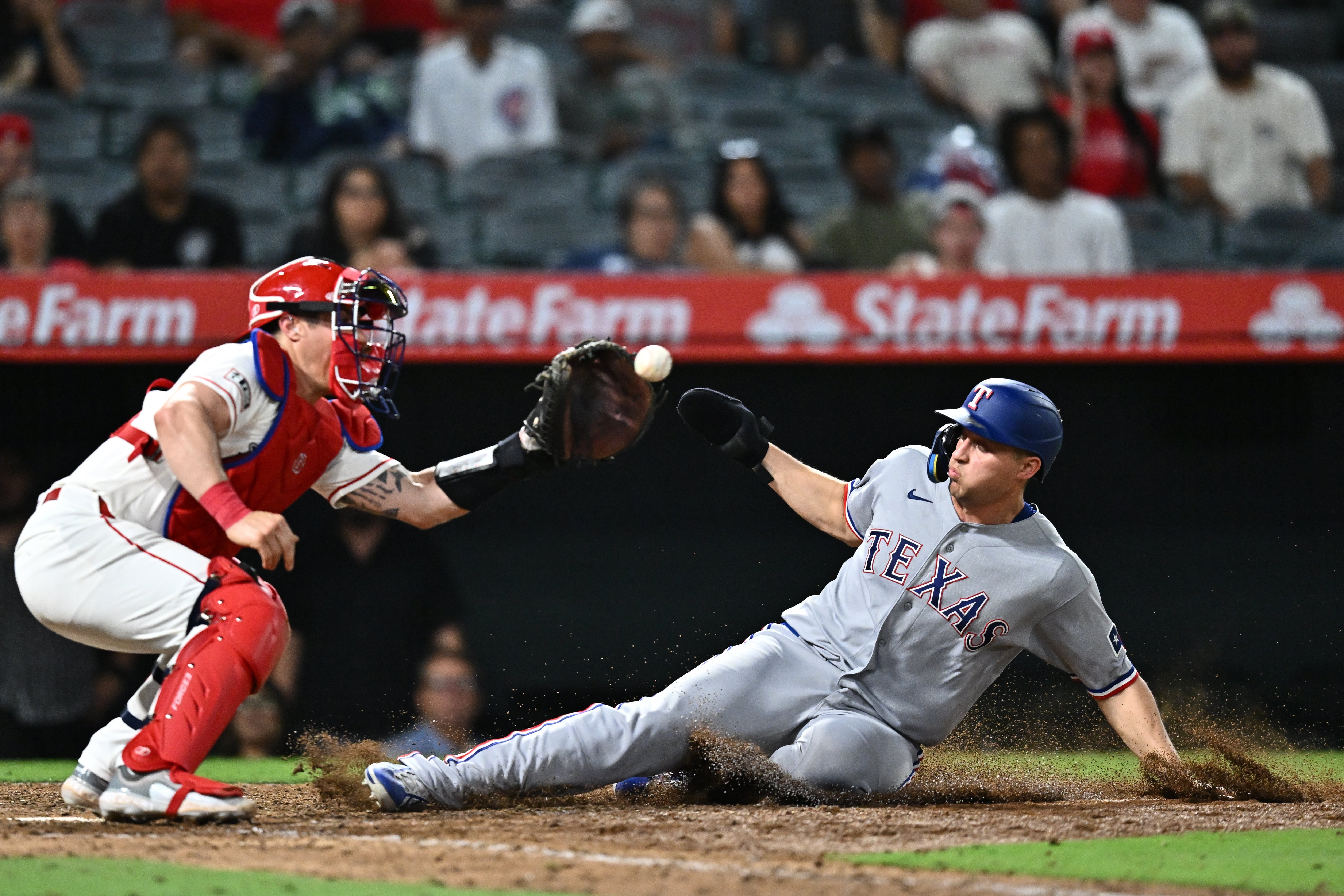 RANGERS-ANGELINOS