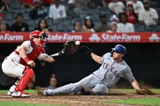 El sencillo de Nimmo en la 10ma ayuda a Rangers a vencer 4-1 a Angelinos y cortar mala racha fuera