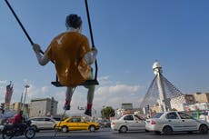Rebeldes hutíes con apoyo iraní reanudan ataques a puerto clave y otras noticias de Oriente Medio