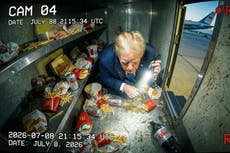 Trump baja del Air Force One y desata una ola de memes
