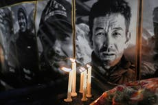 Realizan ceremonia en honor a montañistas caídos en Pakistán