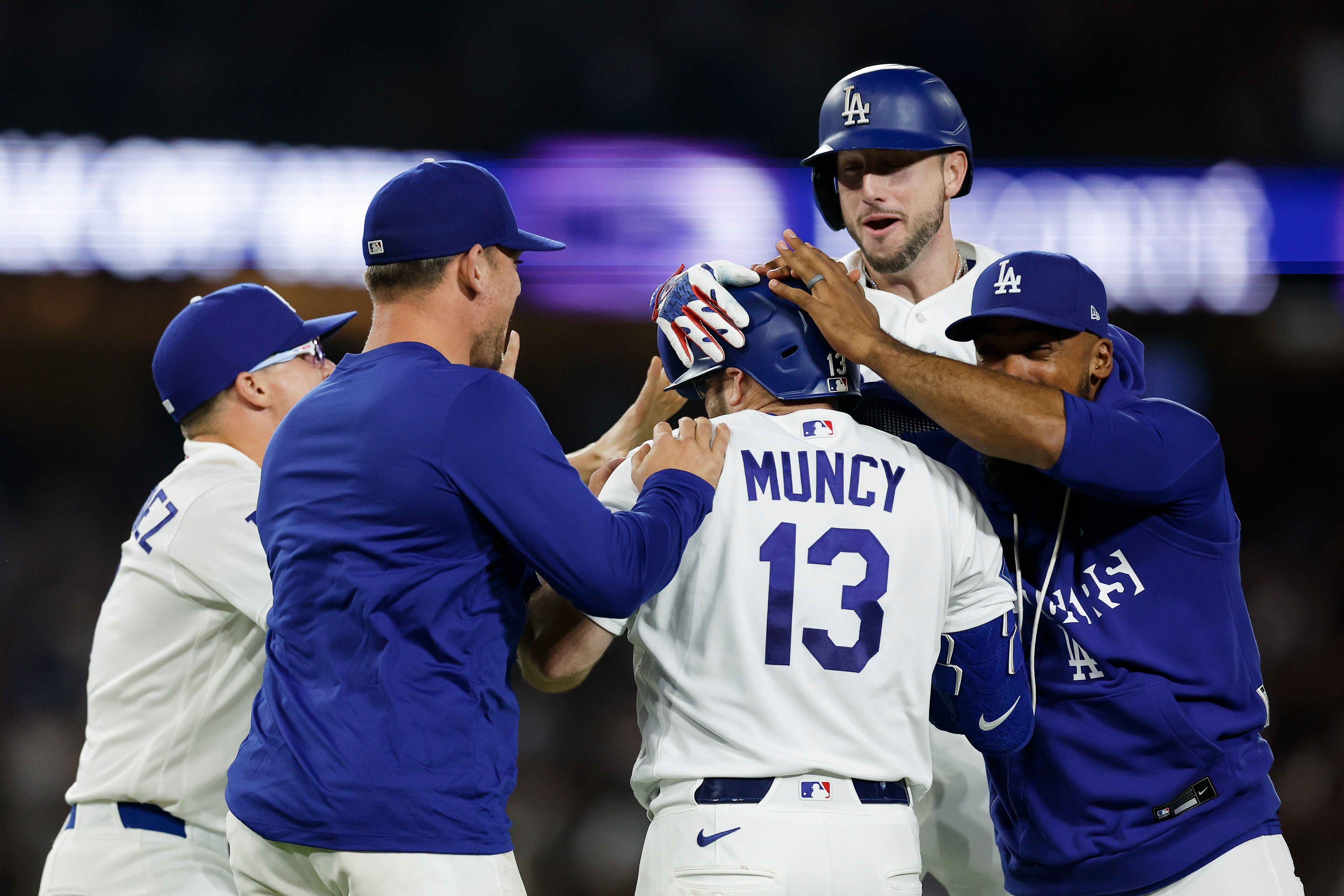 REALES-DODGERS