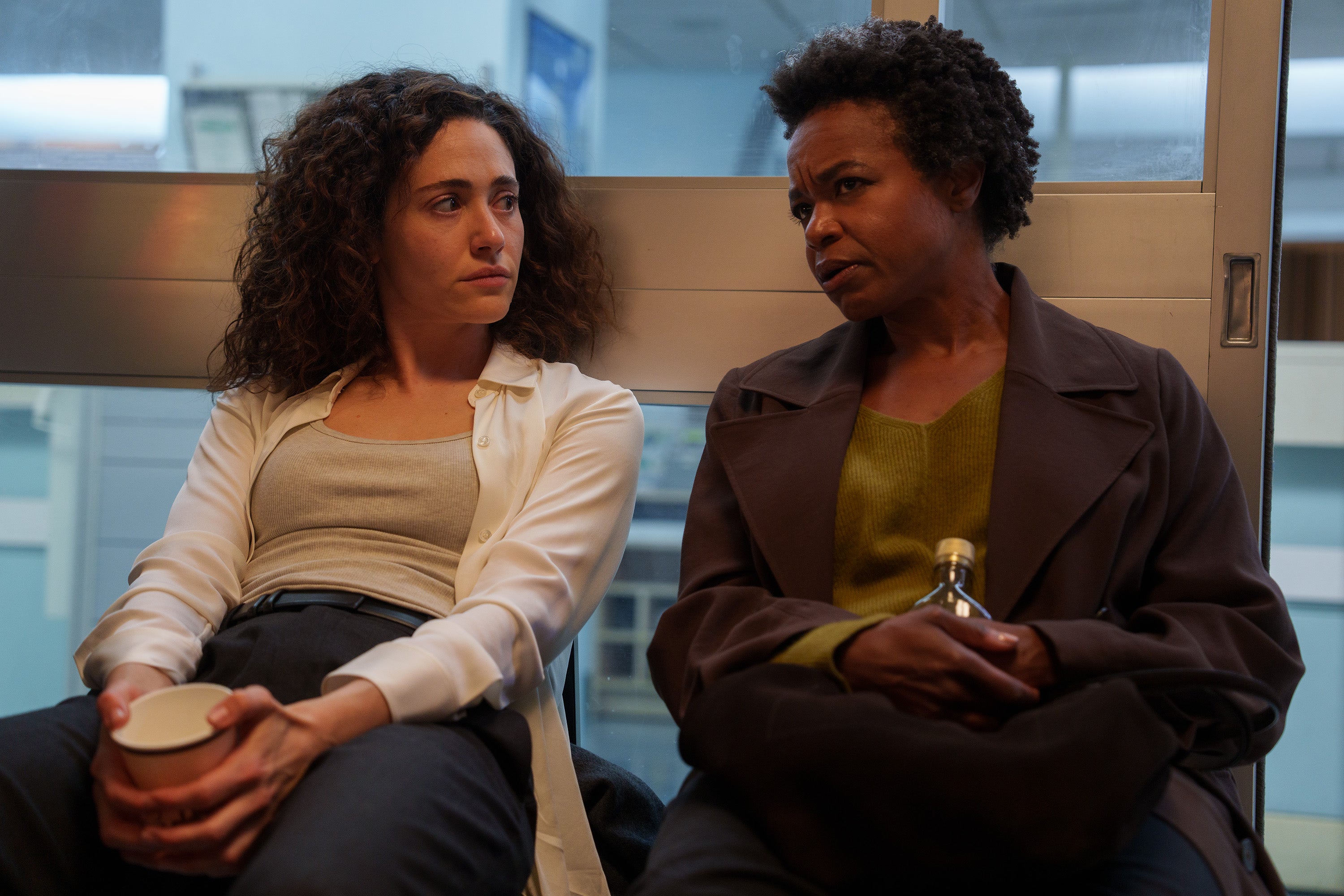 Emmy Rossum y Quincy Tyler Bernstine en ‘Furia’