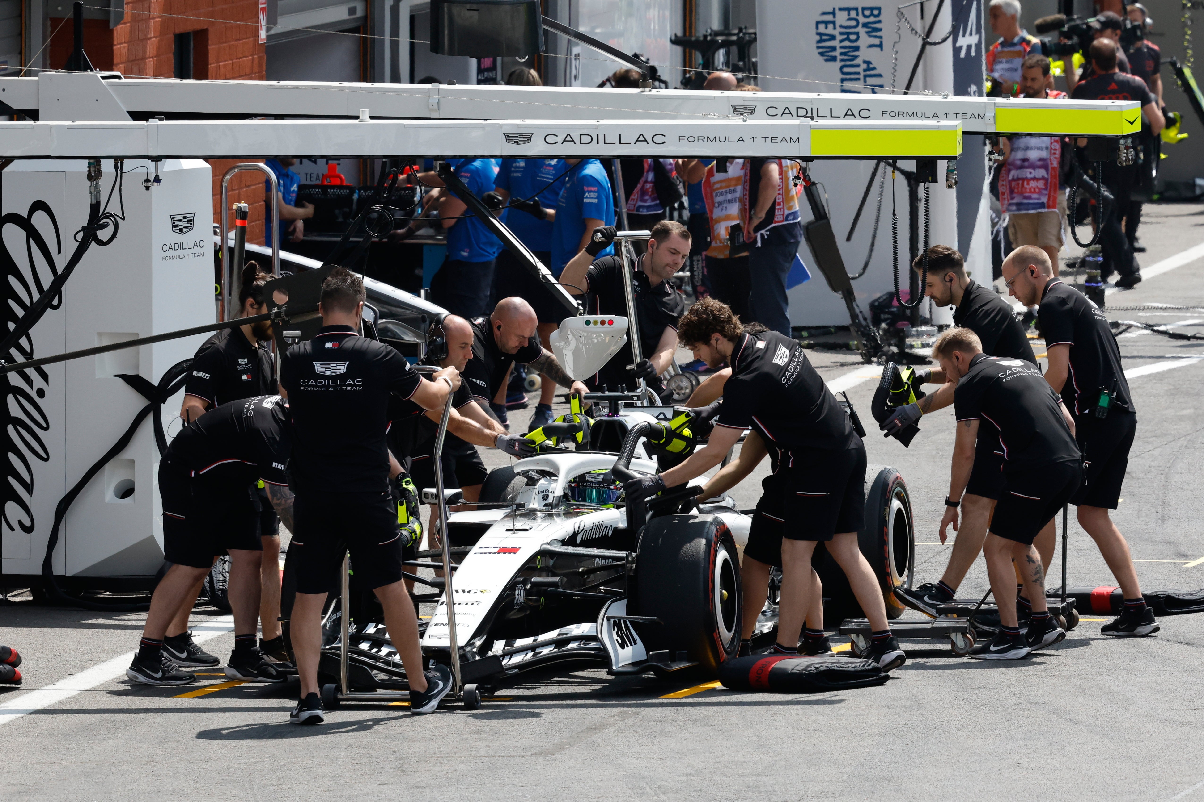 F1-CADILLAC-BUDKOWSKI
