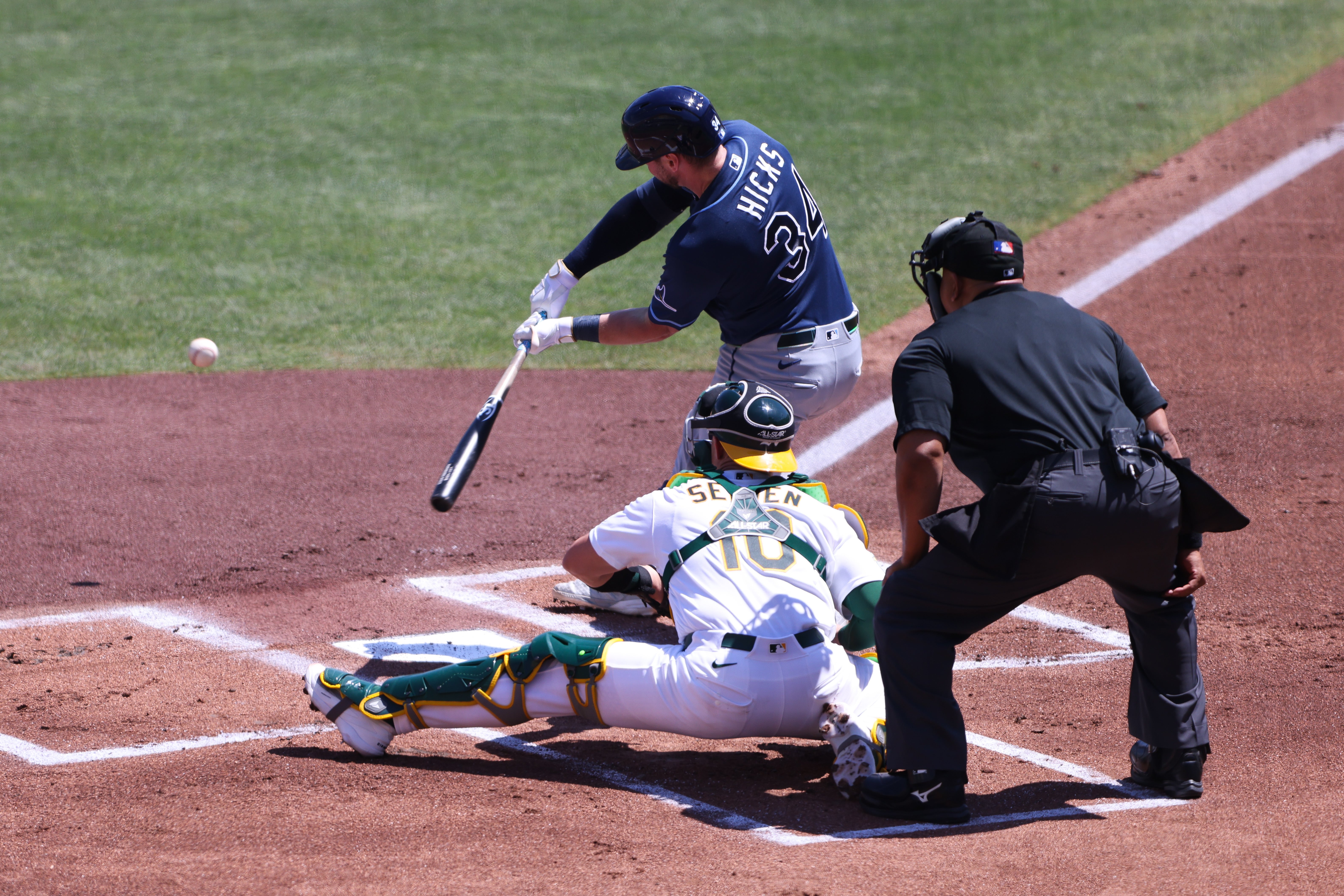 Rays completan 2da gira con marca de 9-0 por la Costa Oeste con triunfo 8-4 ante Atléticos