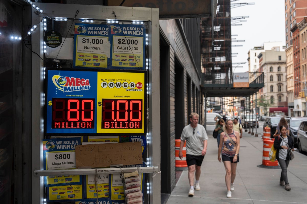 Illinois Powerball Jackpot Winner Claims $1 Billion, Ending 3-Month Drought