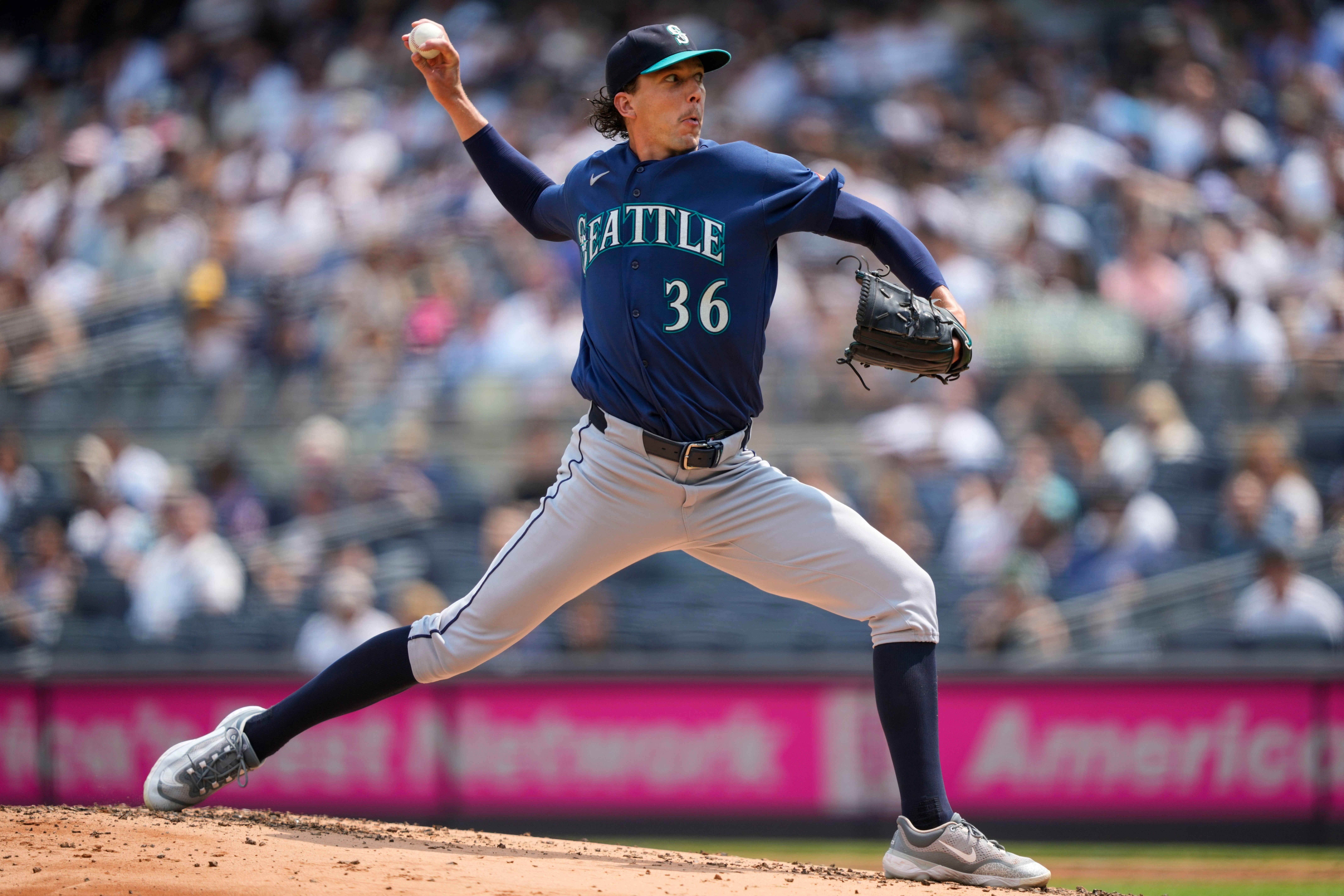 Logan Gilbert lanza 6 sólidas entradas y Marineros frenan racha con triunfo 1-0 ante Yankees