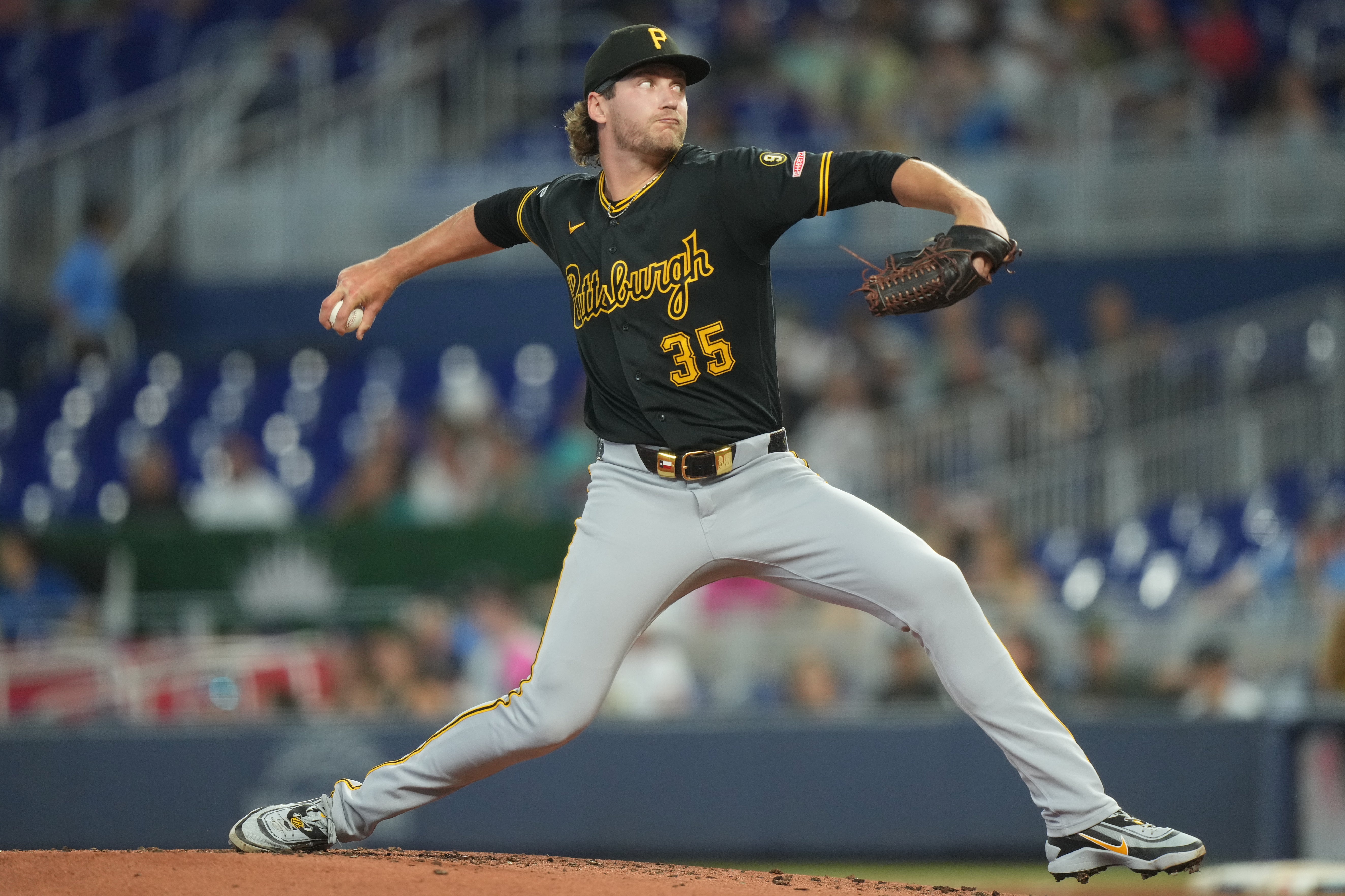 PIRATAS-MARLINS