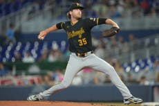 Ashcraft lanza completo, Flores pega 2 jonrones y 6 impulsadas en paliza 13-1 de Piratas a Marlins