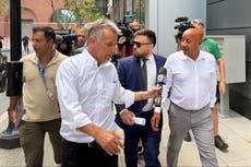 Acusan a alcalde de Massachusetts por presunto fraude con un préstamo por la pandemia de COVID-19