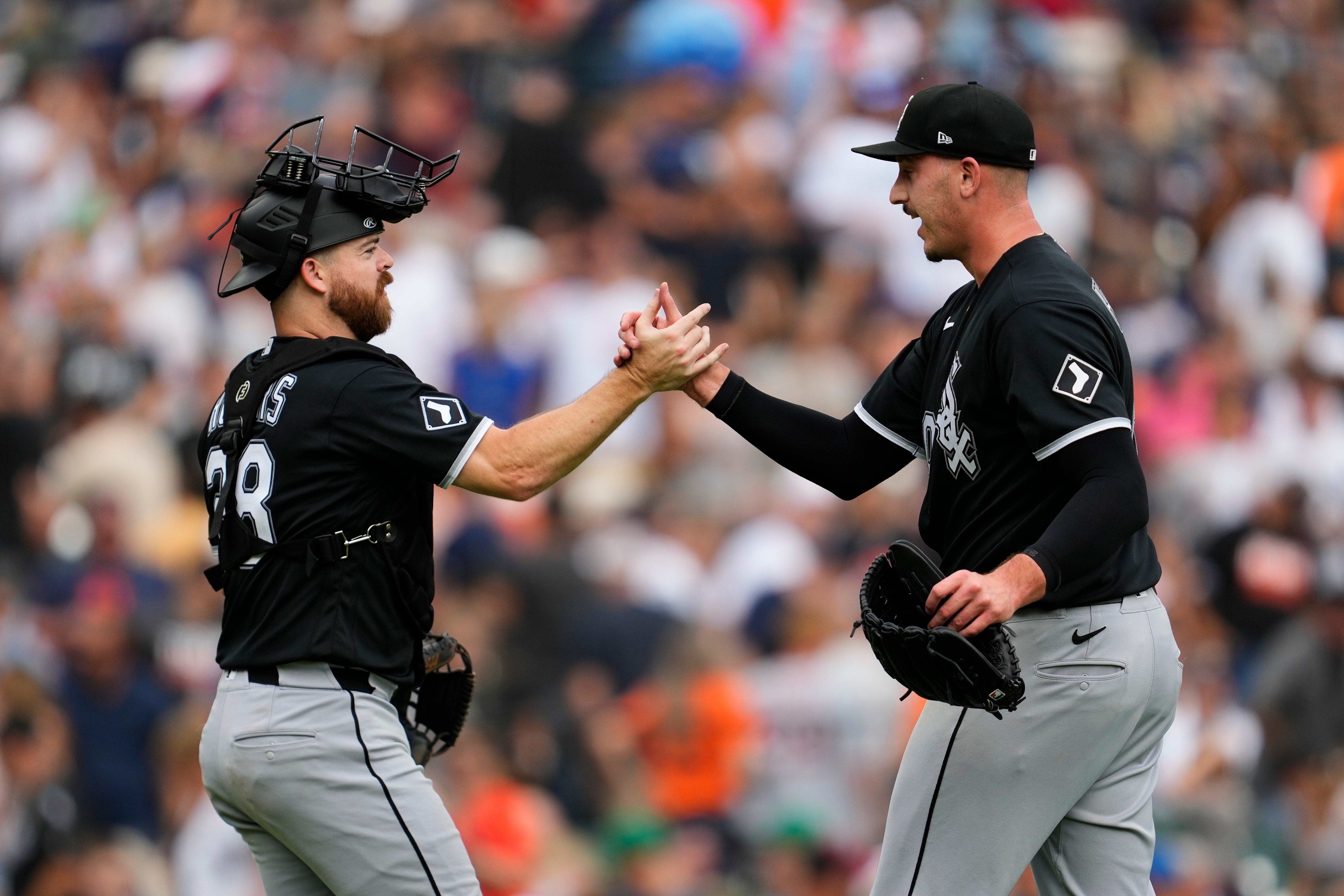 Benintendi desempata el juego con sencillo impulsar en triunfo 4-3 de Medias Blancas ante Tigres