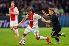 Paris Saint-Germain refuerza su ataque al fichar al extremo Mika Godts del Ajax