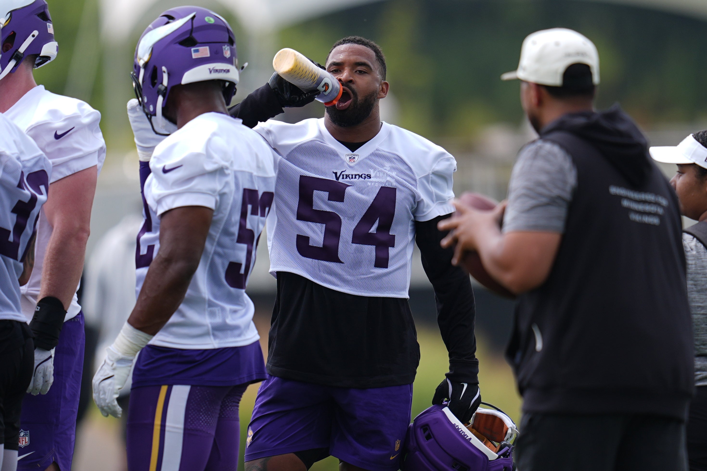VIKINGS-ADAMS