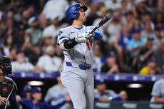 Ohtani pega 2 jonrones y los Dodgers vencen 11-5 a los Rockies en Coors Field