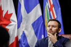 Líder separatista de Quebec dice que no habrá referendo hasta que Trump deje el cargo
