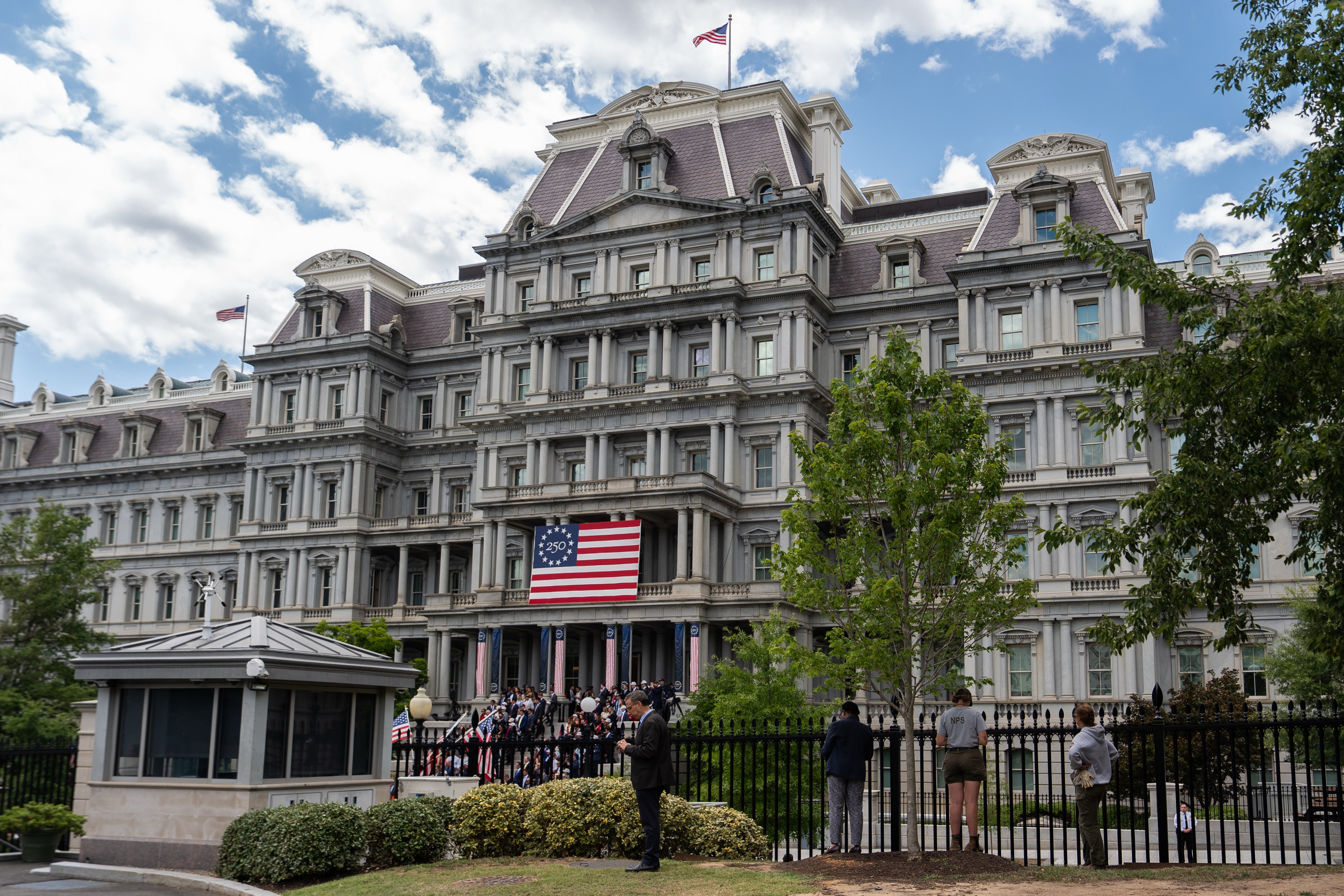 TRUMP EDIFICIO EISENHOWER
