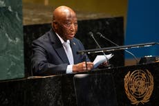 Liberia acepta recibir a 1.200 deportados de terceros países desde Estados Unidos