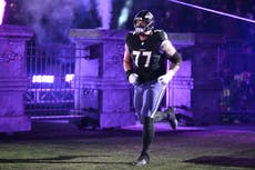 Jaguars adquieren a Daniel Faalele de los Giants por una selección de 6ª ronda de 2027