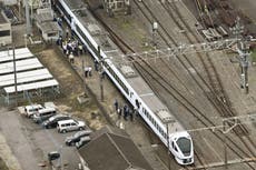 Tren expreso atropella y mata a 4 trabajadores en una estación ferroviaria en Japón