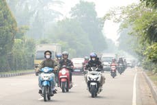 Indonesia prohíbe quemas abiertas mientras humo llega a Malasia