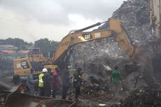 Deslave en vertedero en la capital de Guinea deja 30 muertos, reportan autoridades