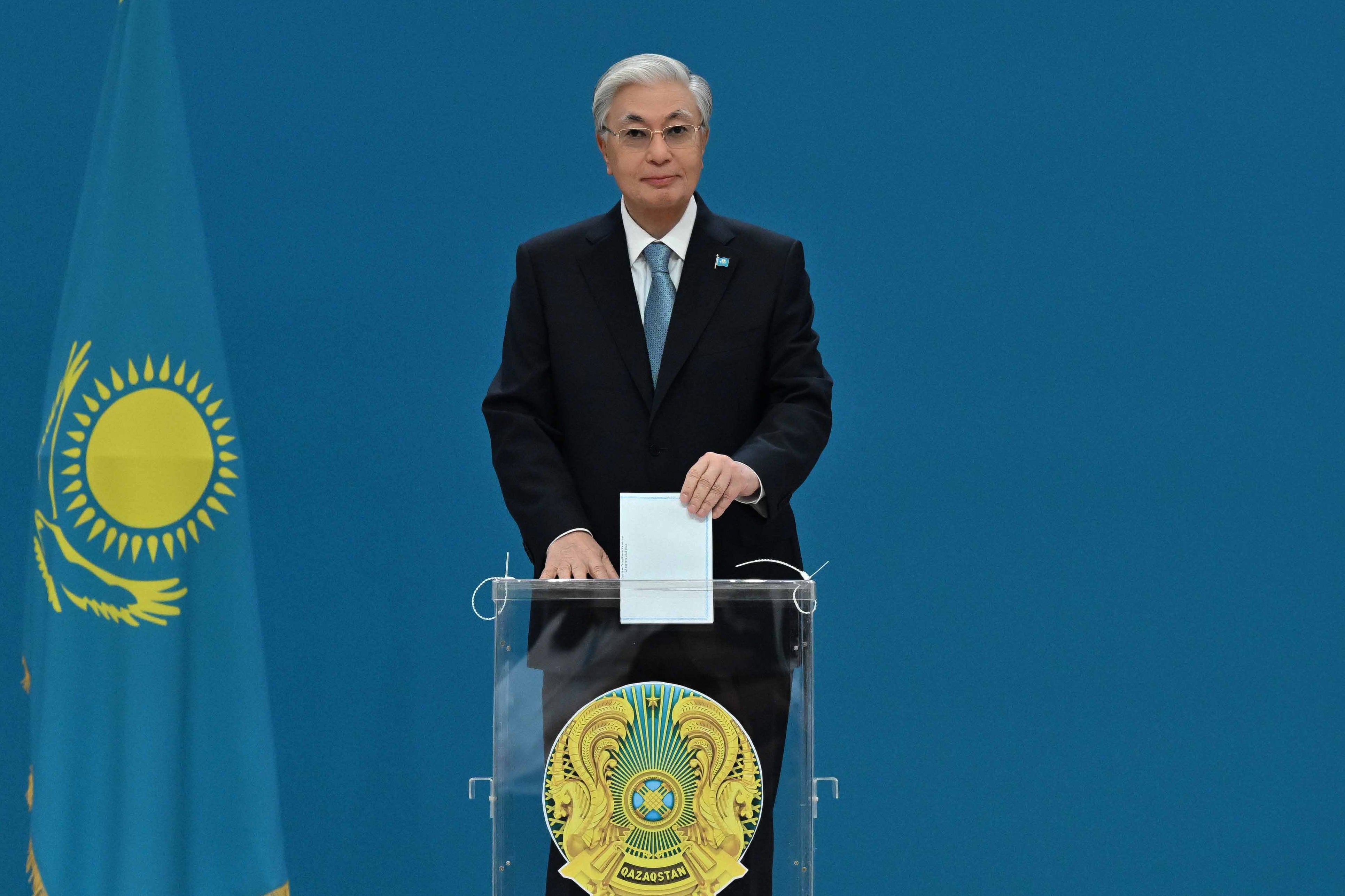 Kazajistán sostiene elecciones parlamentarias que se prevé refuercen el control del presidente