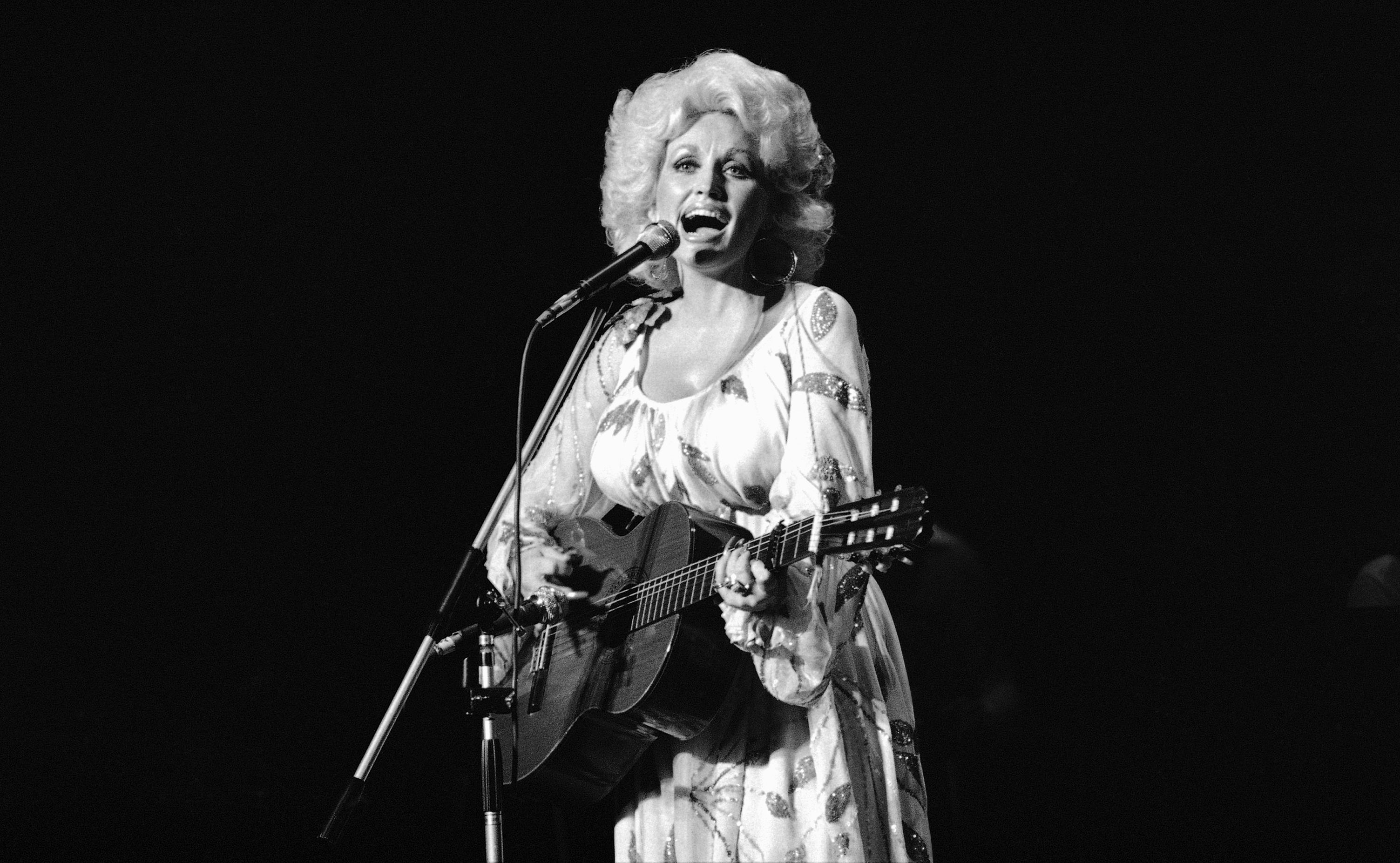 DOLLY PARTON-DECESO