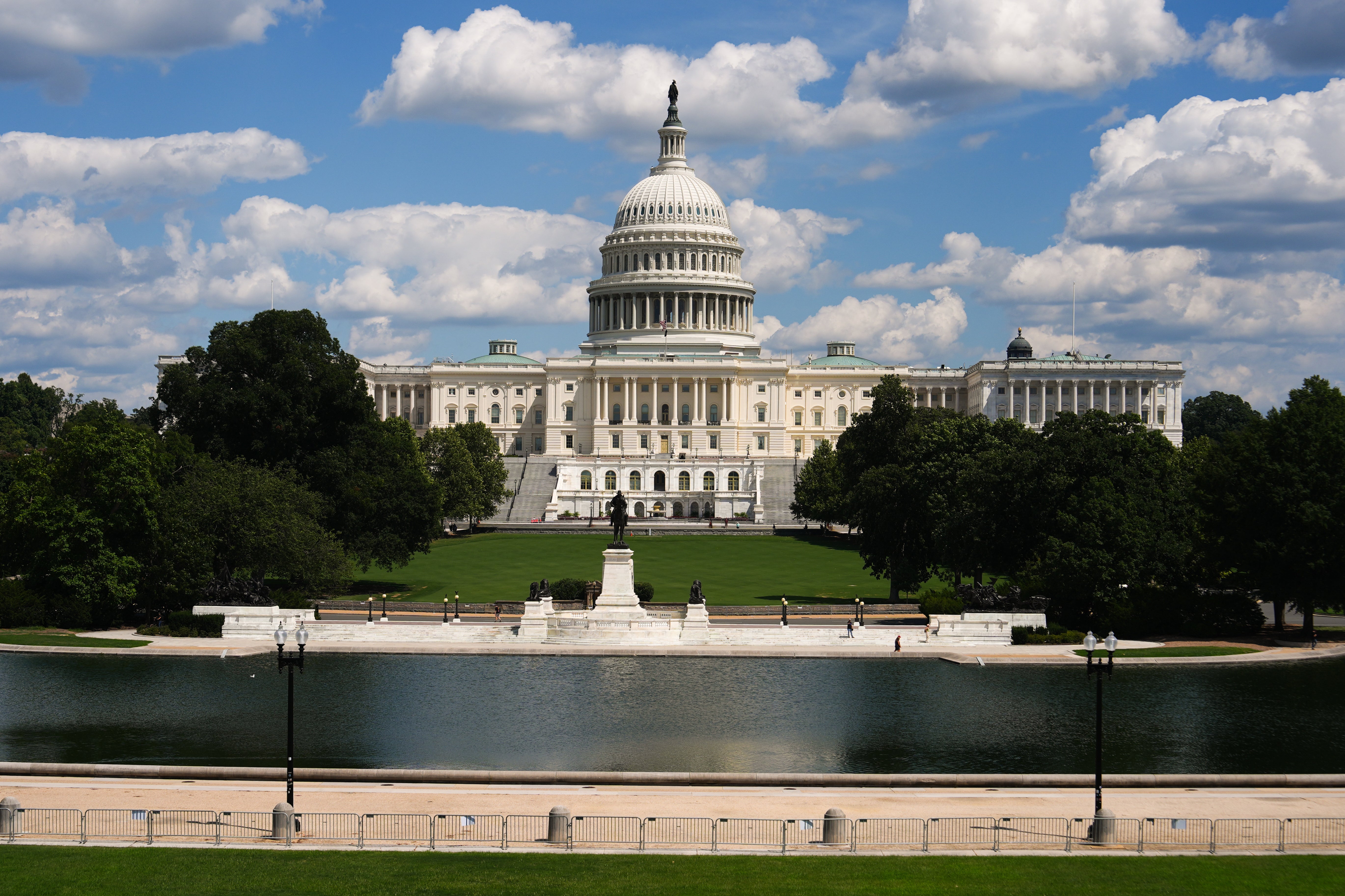 EEUU-CAPITOLIO-GUILLOTINA