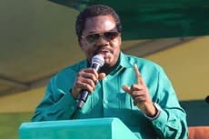 Expulsan del partido gobernante de Tanzania a vicepresidente tras dimitir a su cargo
