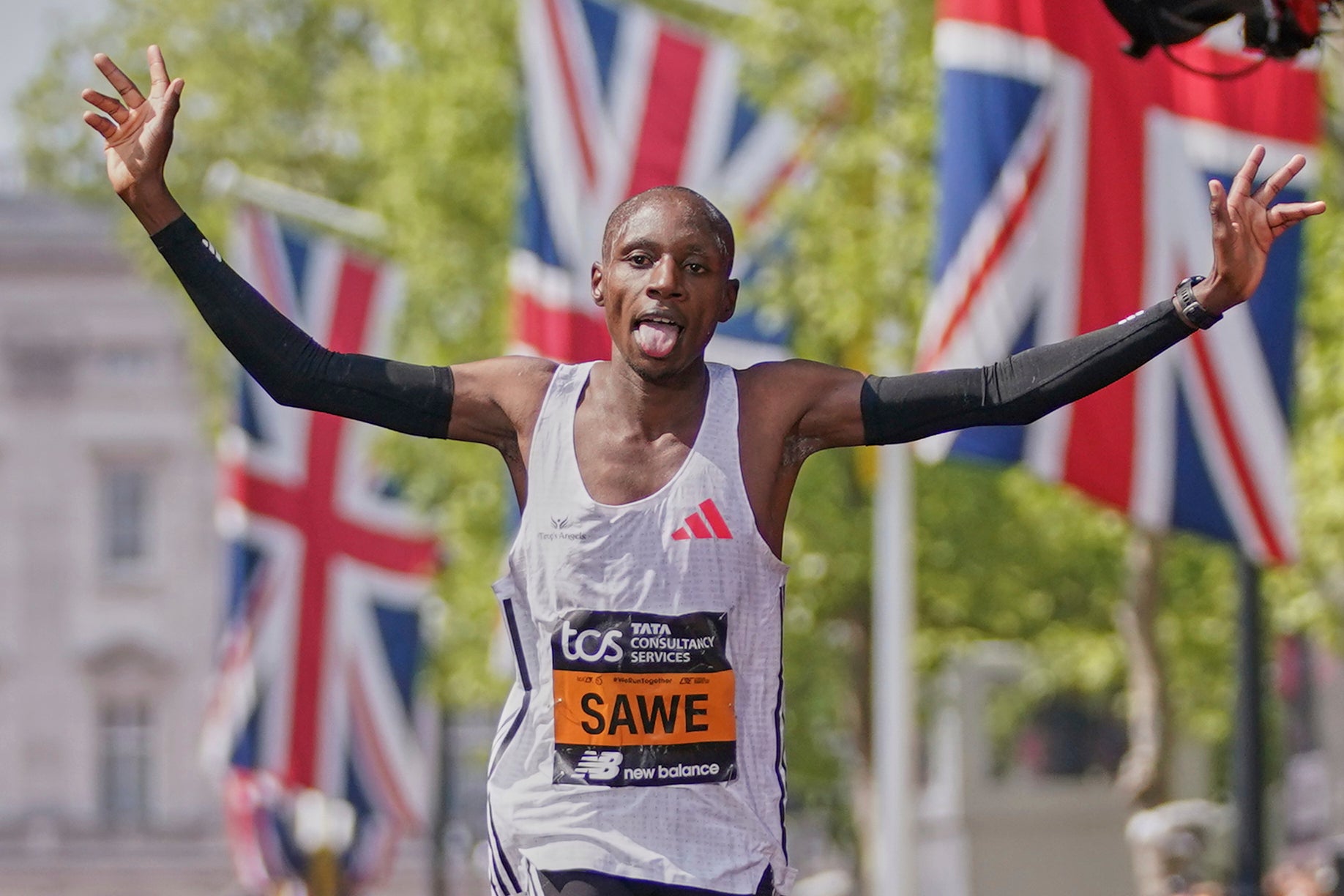 El plusmarquista mundial Sabastian Sawe se lesiona y se perderá el Maratón de Berlín