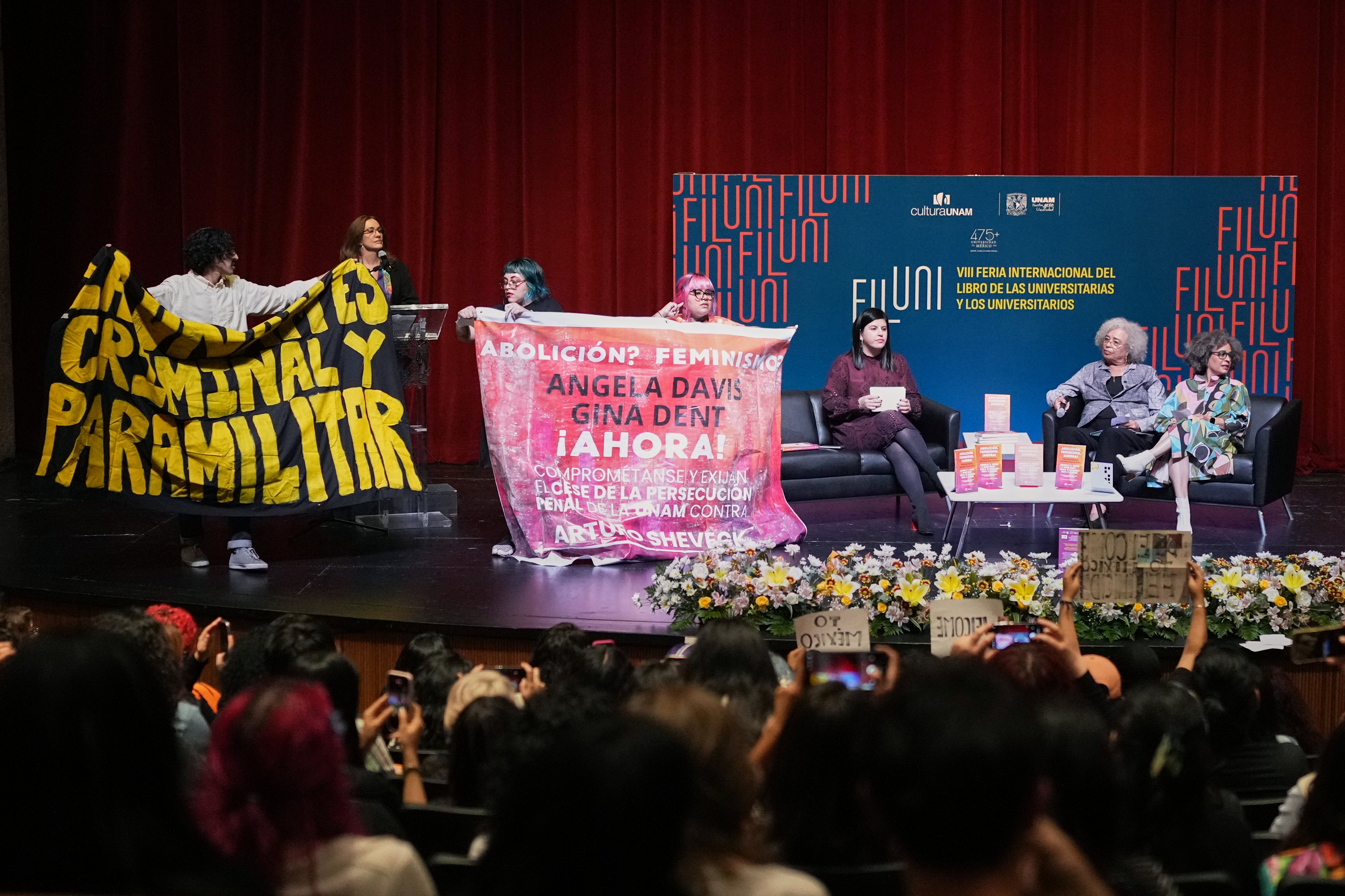 MÉXICO-ANGELA DAVIS