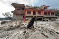 Lago recién formado aviva temores de más inundaciones en la frontera Nepal-China
