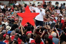 Arranca campaña electoral en radio y TV de Brasil; Lula y Flávio Bolsonaro se enfilan a dura pelea