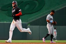 Jackson Kent logra su 1ra victoria en Grandes Ligas y Nacionales doblegan 9-2 a Marlins
