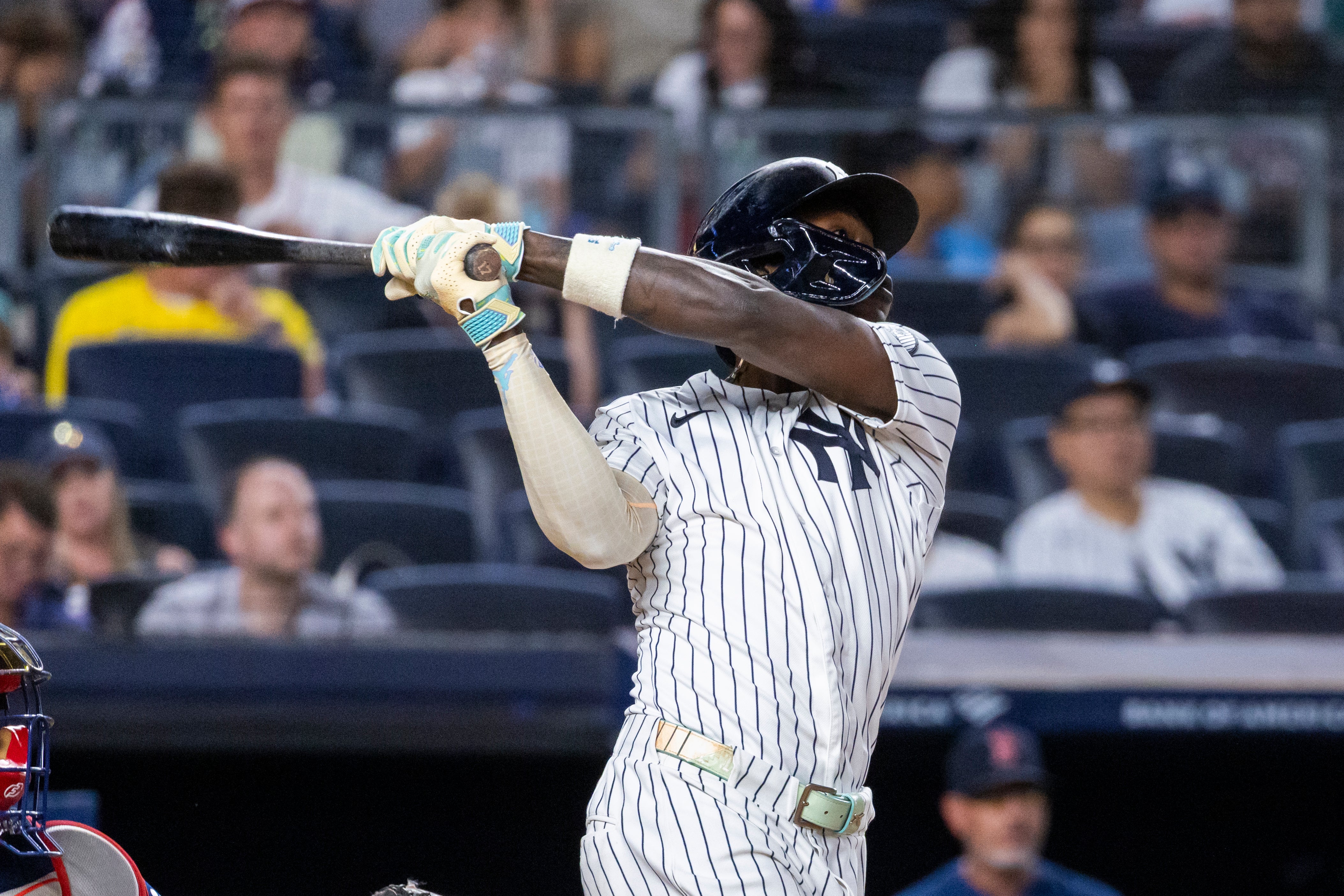 Rice impulsa 3 carreras y Yankees vencen 9-2 a Medias Rojas para dividir doble cartelera