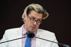 EEUU deporta a provocador británico de extrema derecha Milo Yiannopoulos