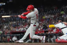 Los Filis vencen 2-1 a los Diamondbacks para cerrar agosto con marca de 21-7