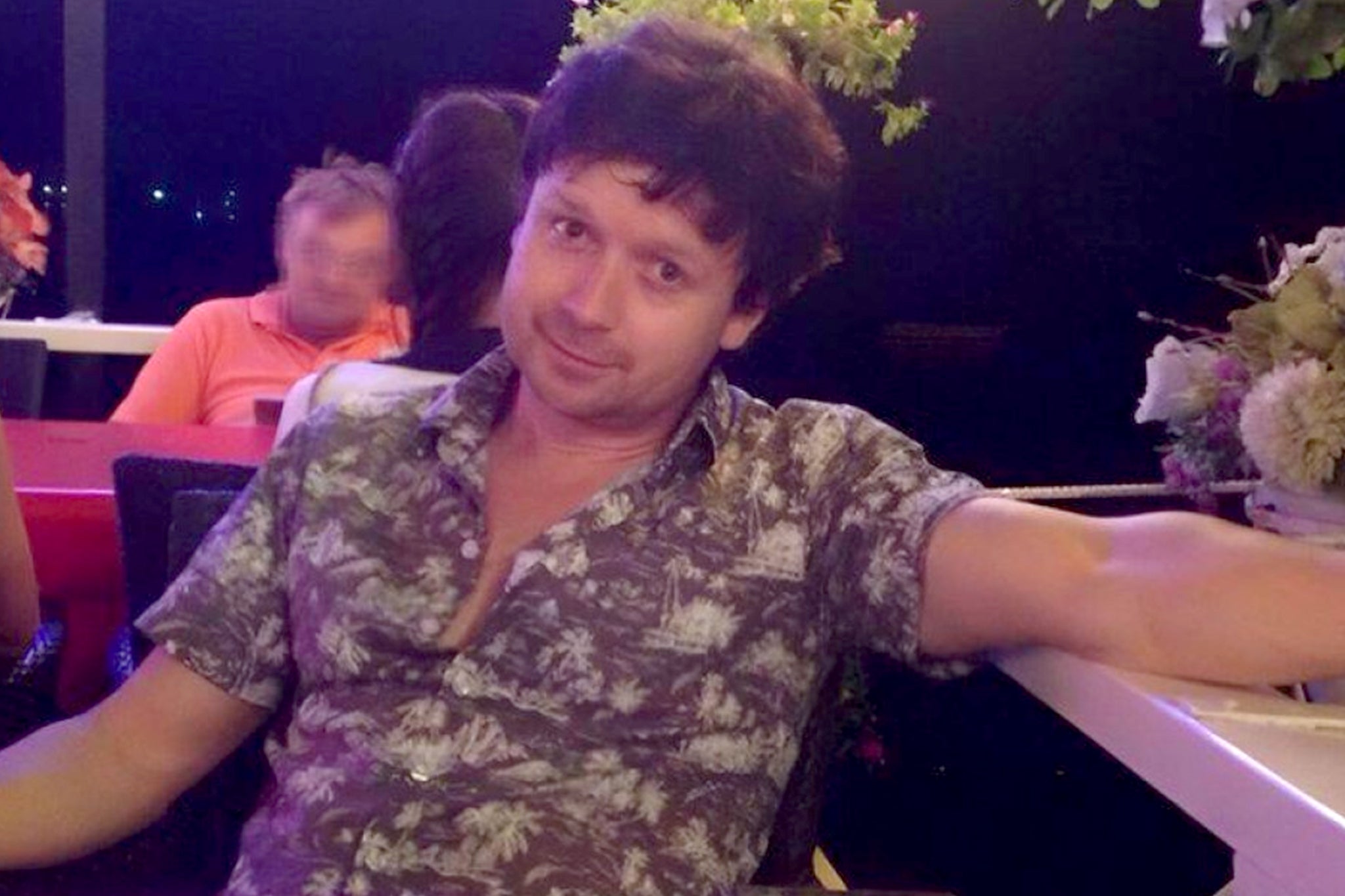 Misterio por la muerte del cofundador de Asos tras caer de un edificio en Tailandia