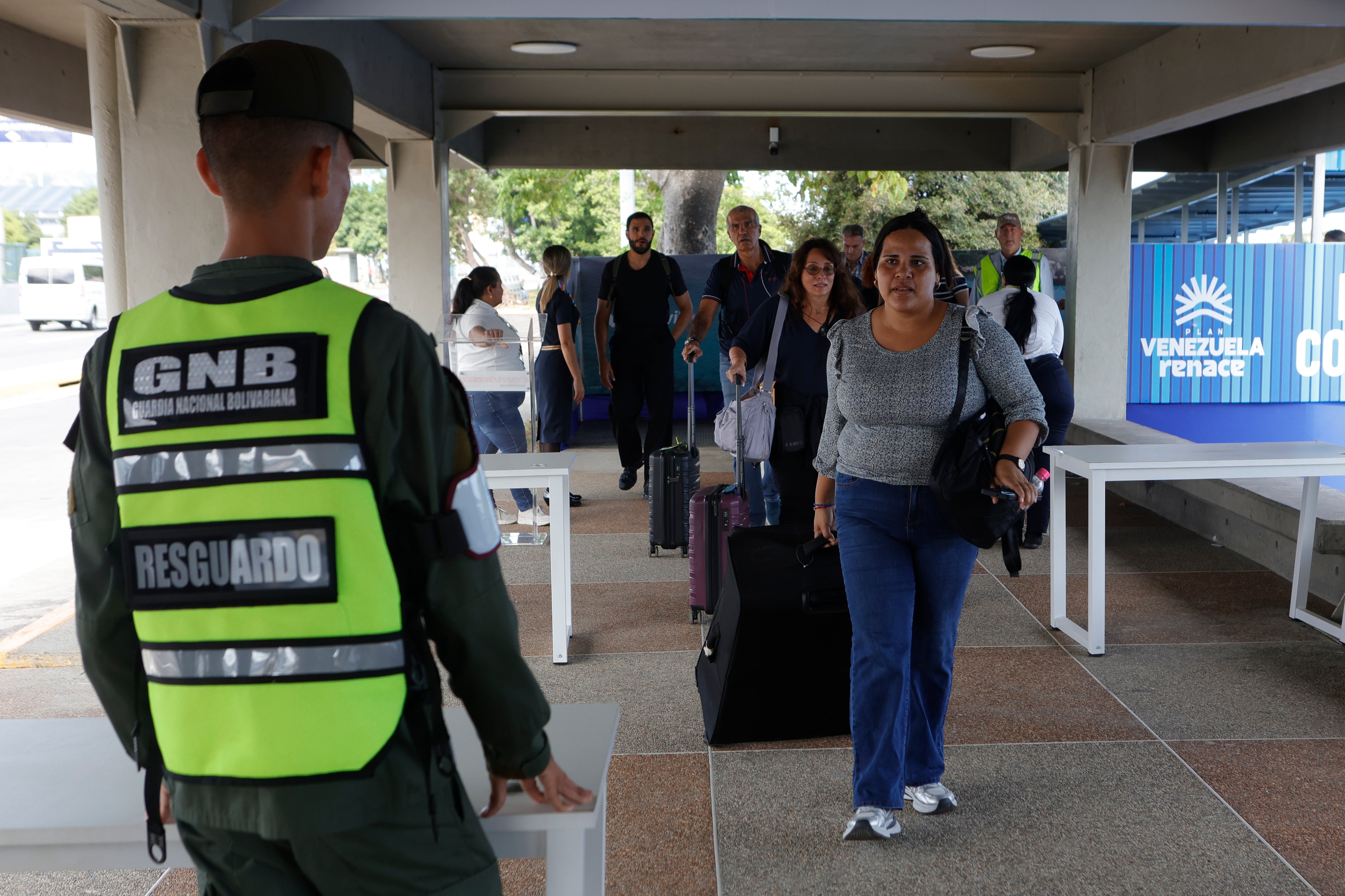 VENEZUELA-TERREMOTOS-AEROPUERTO