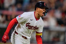 Gavin Williams poncha a 13 en 7 innings y guía a Guardianes a triunfo 6-1 ante Azulejos