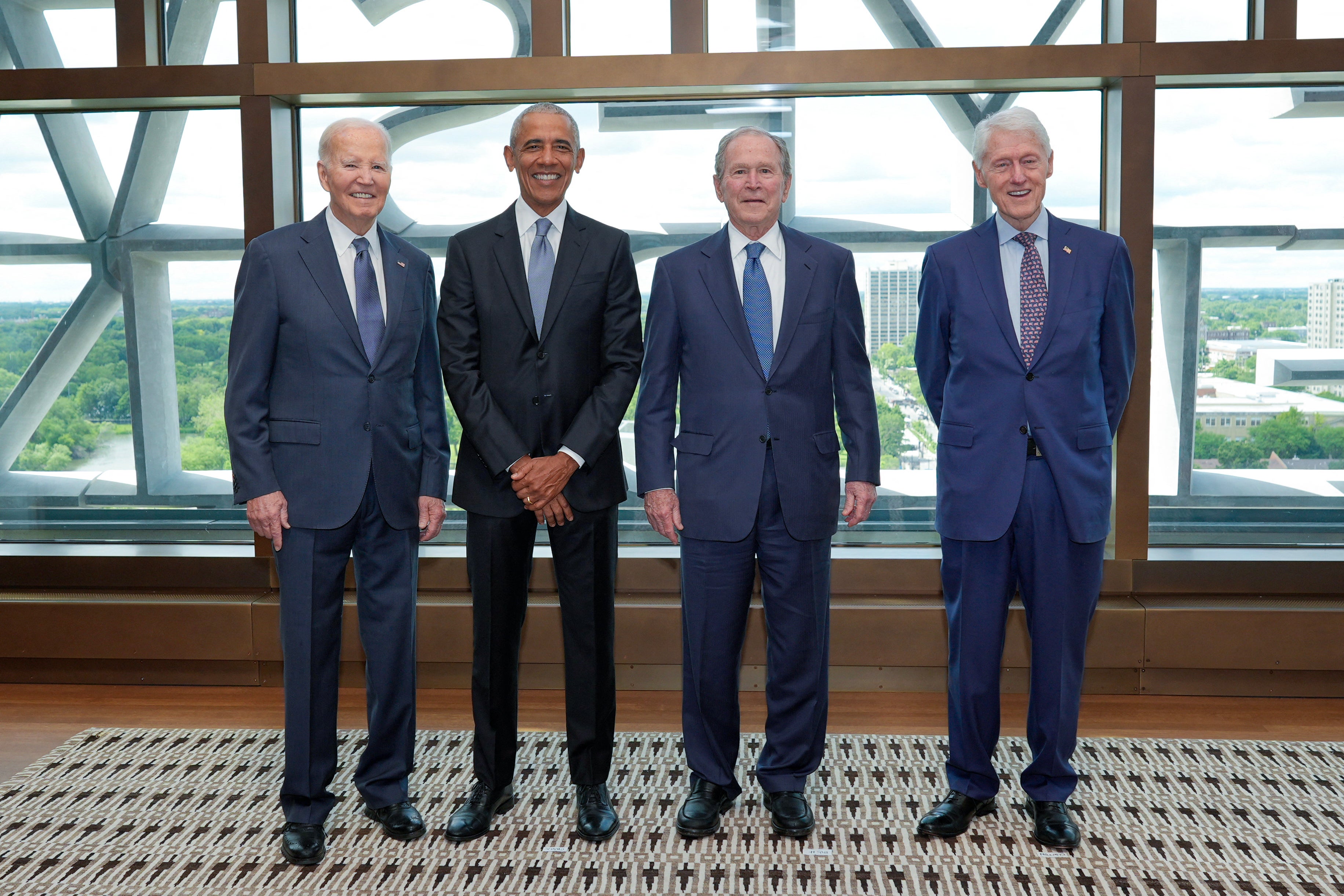 Los cuatro expresidentes vivos de Estados Unidos confirmaron que asistirán en Nueva York a la conmemoración por el 25.º aniversario de los atentados terroristas del 11 de septiembre de 2001, un acto al que el presidente Donald Trump no acudirá, al parecer porque no podrá pronunciar un discurso