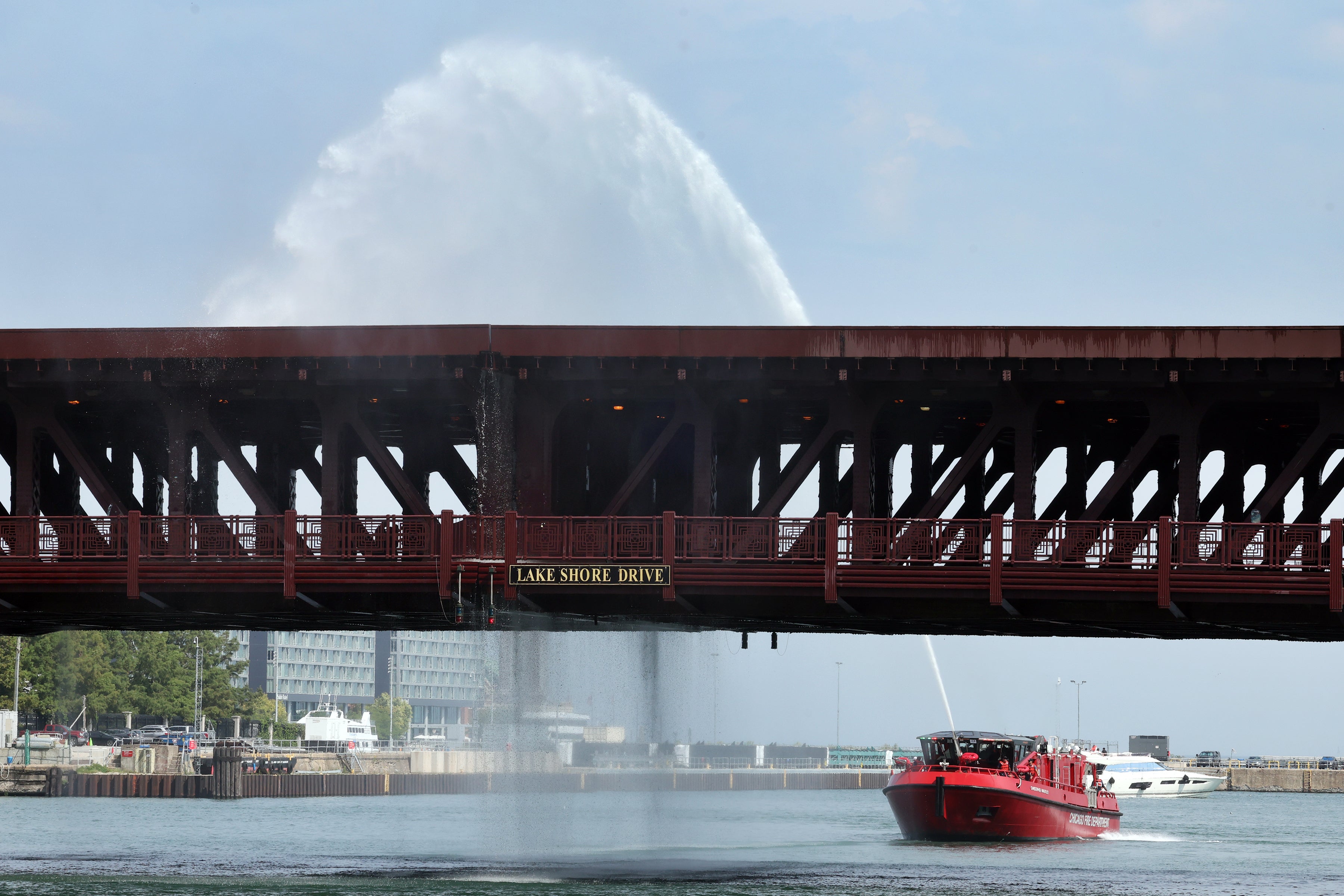 CHICAGO-PUENTE TRABADO