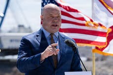 Trump nombra a Adam Telle como secretario interino del Ejército tras la salida de Driscoll