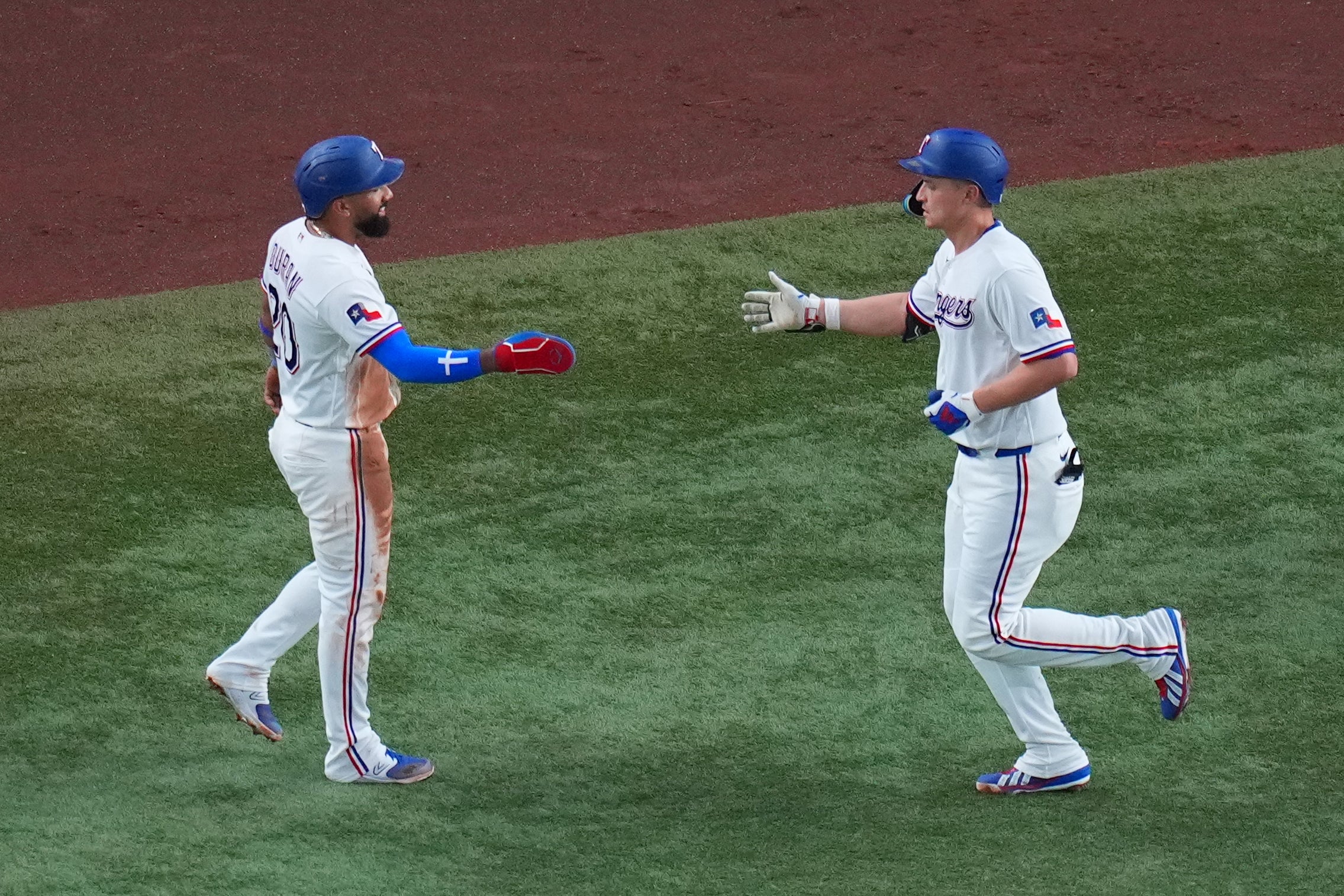 Cal Quantrill sigue enrachado, Corey Seager pega jonrón y Rangers blanquean 6-0 a Rays