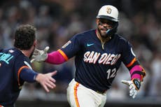 Cuadrangular de 2 carreras de Campusano en la 10ma da triunfo a Padres, 3-2 ante Yankees