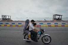 Irán acusa a EEUU de atacar un petrolero cerca de la isla Kharg y otras noticias de Oriente Medio