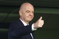 El presidente de la FIFA, Gianni Infantino, aparece en el Mundial femenino Sub-20