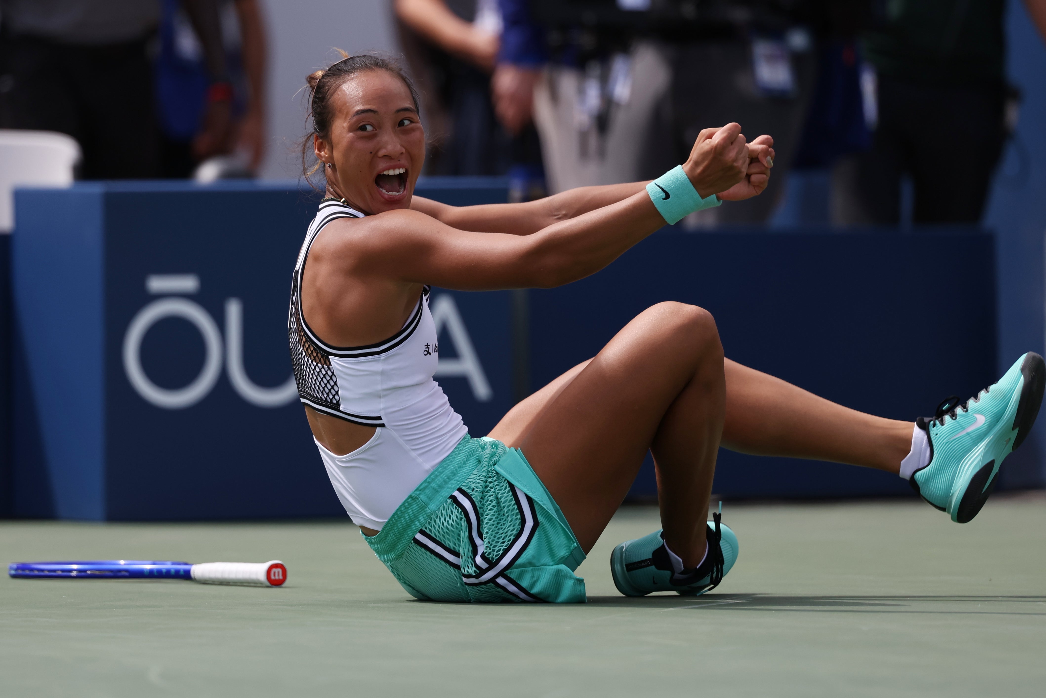Zheng Qinwen fulmina a Madison Keys con espectacular remontada en el US Open
