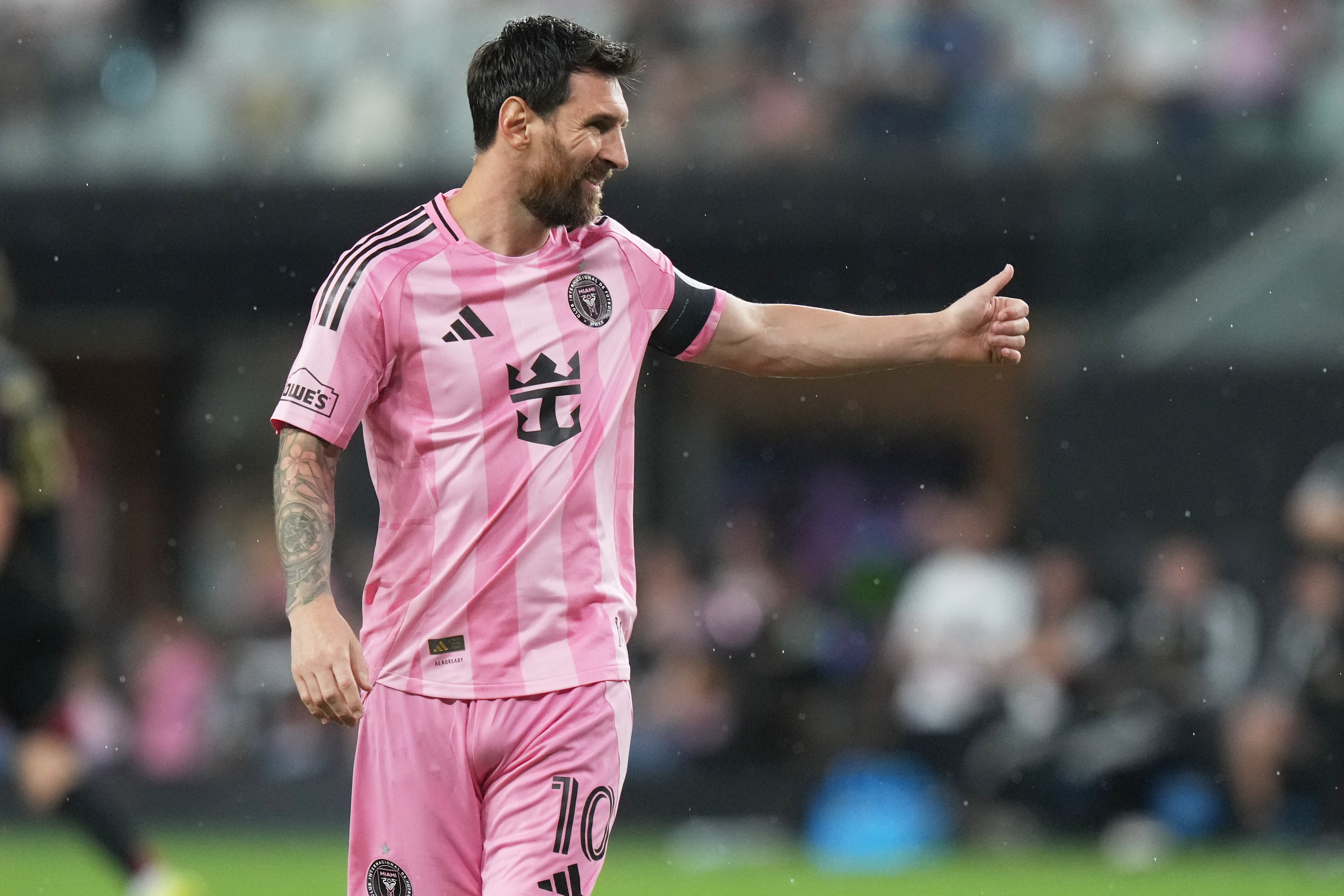 Messi aporta 2 asistencias con Inter Miami en su 1er partido tras retirarse de la selección